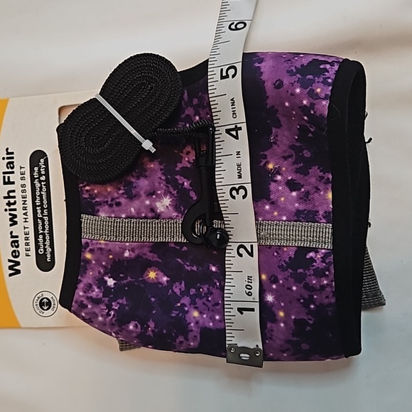Petco EveryYay Wear With Flair Galaxy-Print Ferret Harness and Leash with Bell - Picture 15 of 17